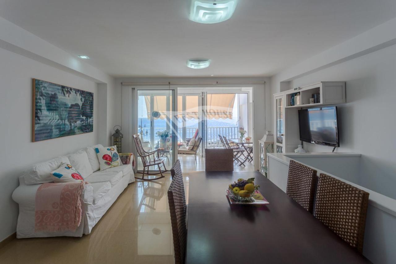 Luxury Apartment In Front Of The Beach Melenara Exterior photo